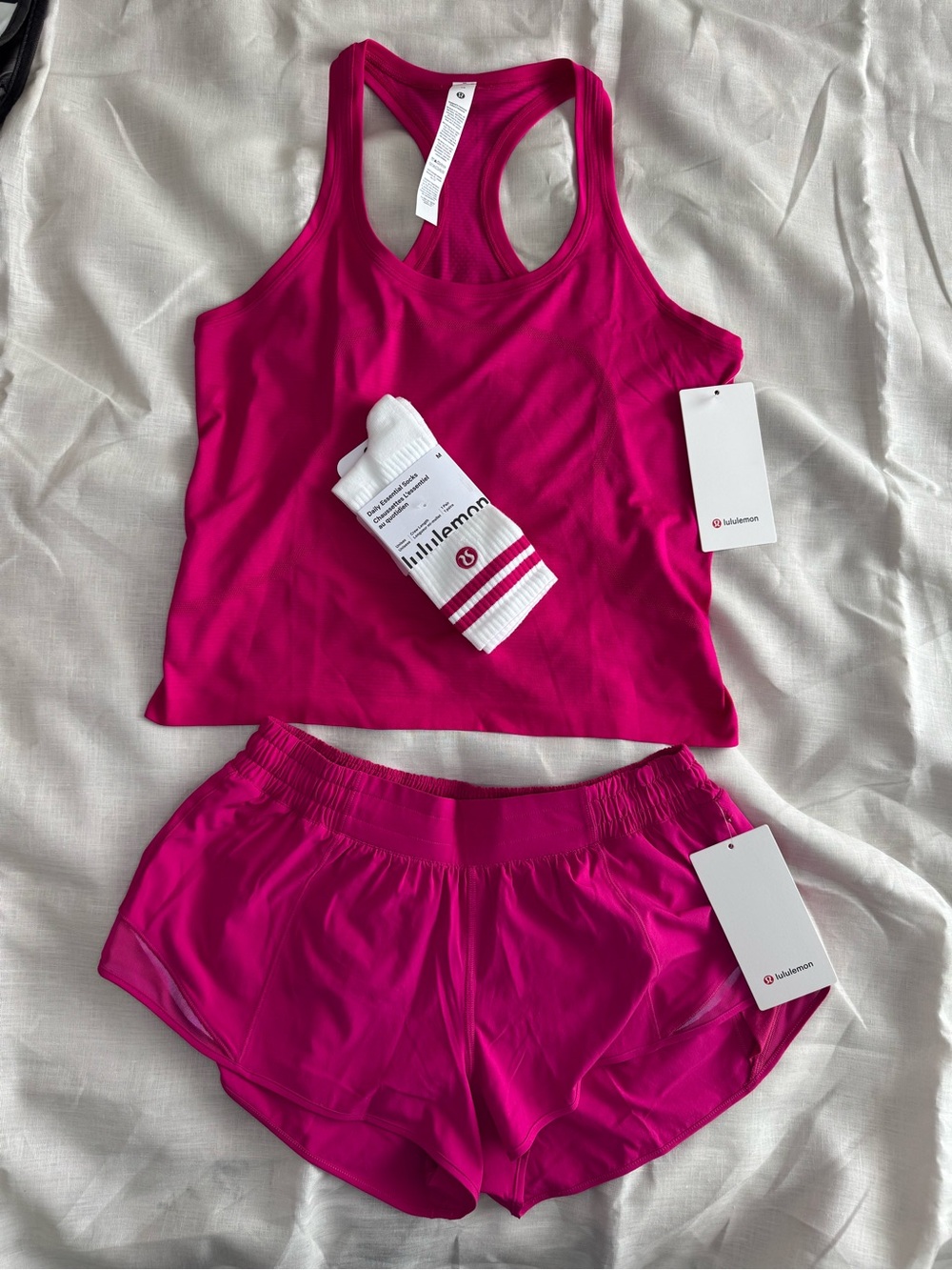 NWT Lululemon Pink Flare 3-Piece Set Size 10 Hotty Hot + Swiftly + Socks.